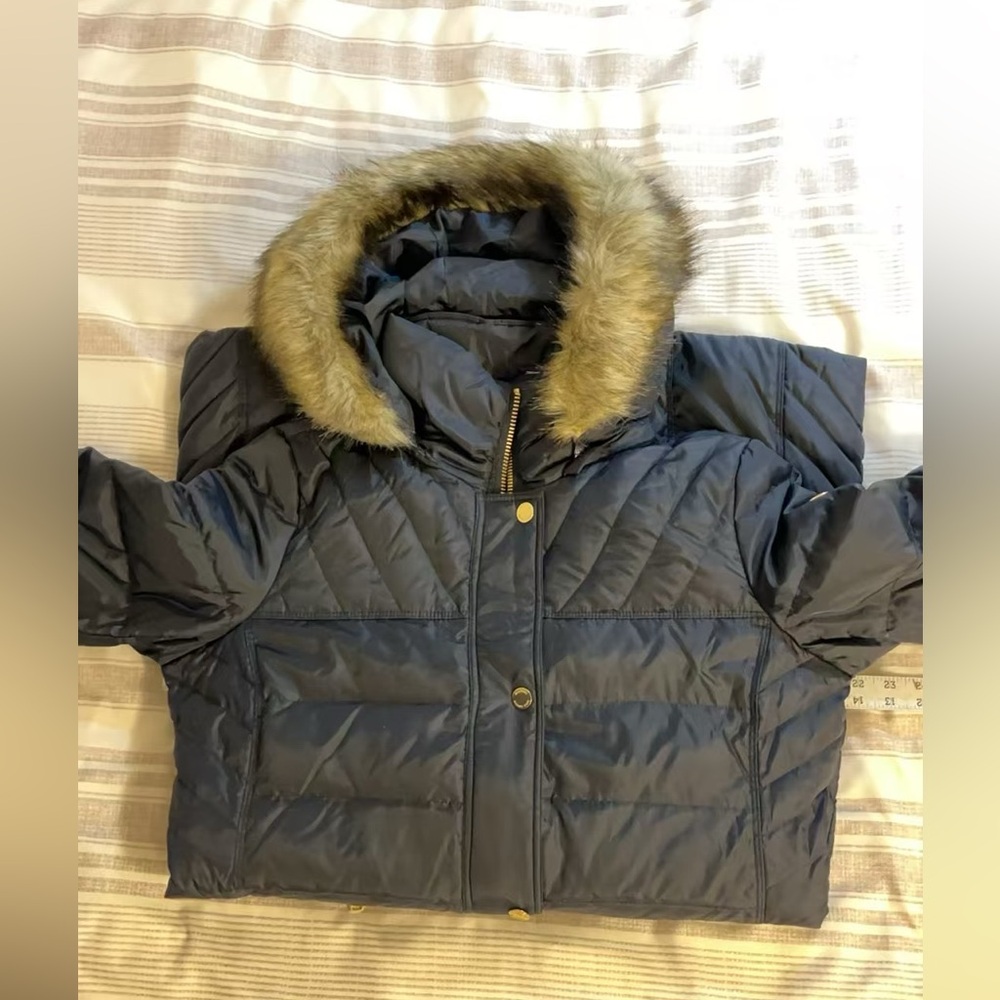 Michael Kors Navy Down Quilted Coat with Faux Fur Hood - Picture 3 of 16